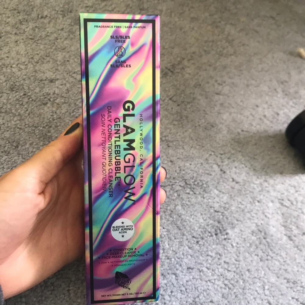 Glamglow gentlebubble daily conditioning cleanser
